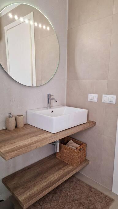 Olivella21 Luxury Apartment Montesanto Νάπολη Εξωτερικό φωτογραφία